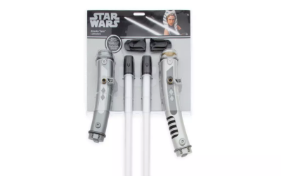 New Star Wars Ahsoka Themed Ahsoka Tano Lightsaber Toy Set available now!